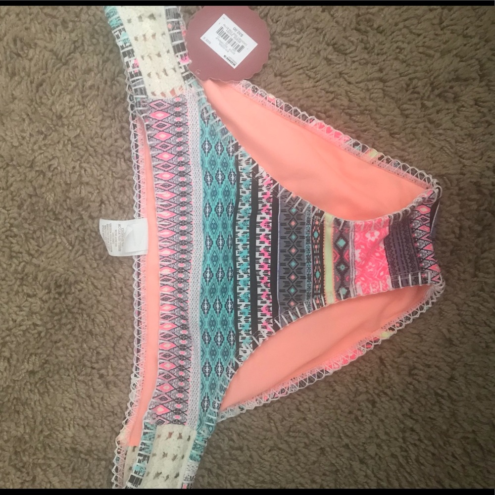 Bikini bottoms